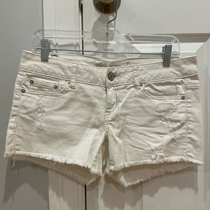 American Eagle white distressed denim jean shorts